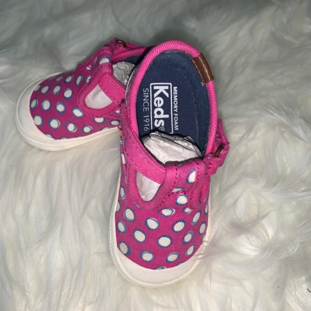 Keds Girls Champion Toe Cap T-Strap Sneaker